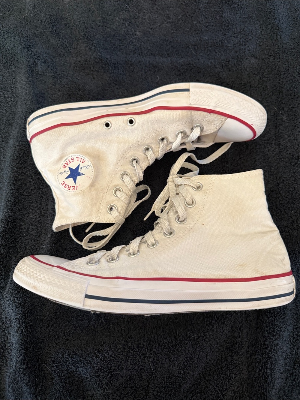Converse High Top Chuck Taylor - Picture 6 of 6